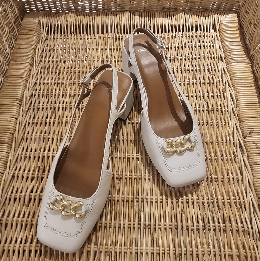 $385 Maje Square-Toe Leather pumps US 6.5 EU 37 White